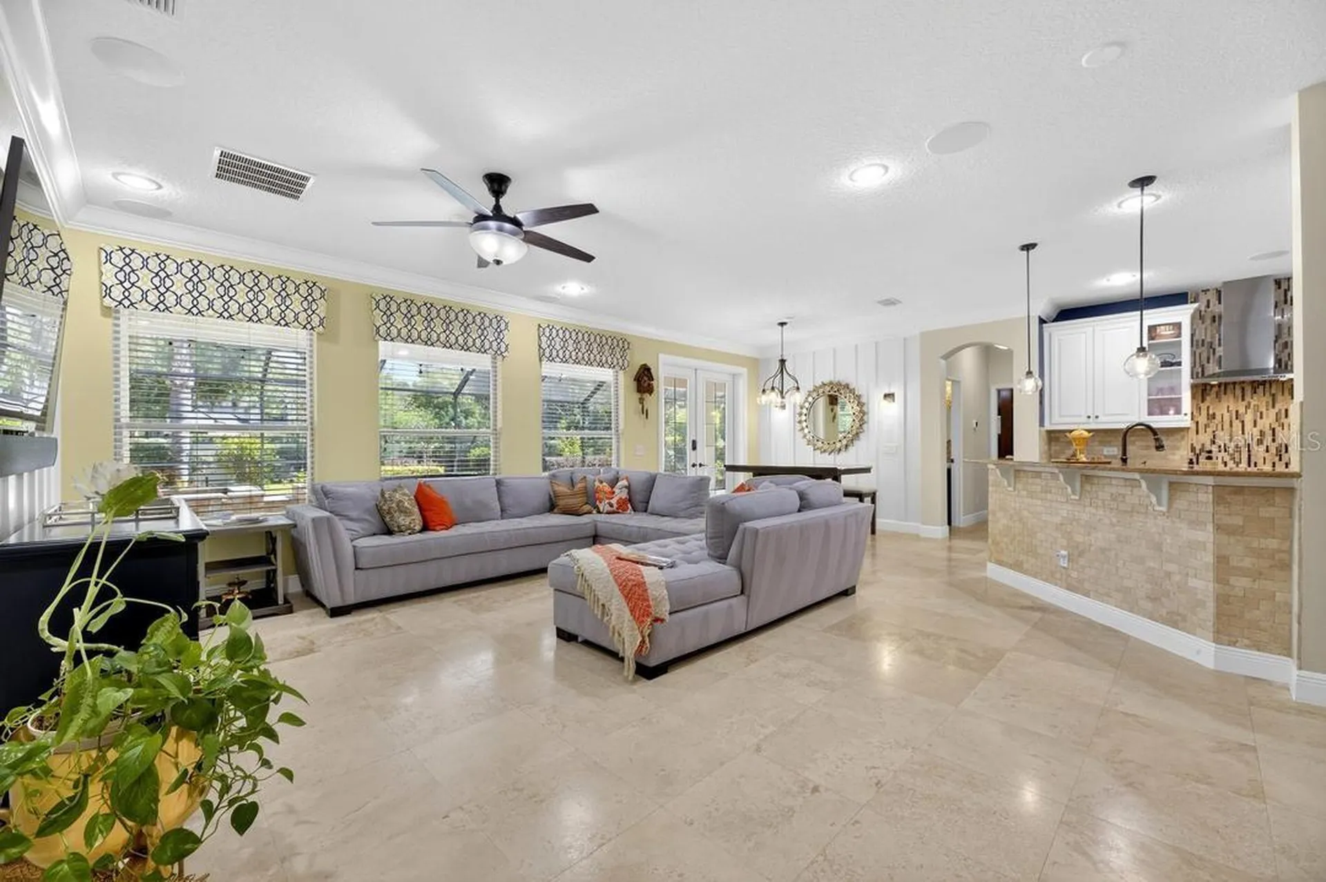 1823 Bella Casa Court Tampa FL 33618