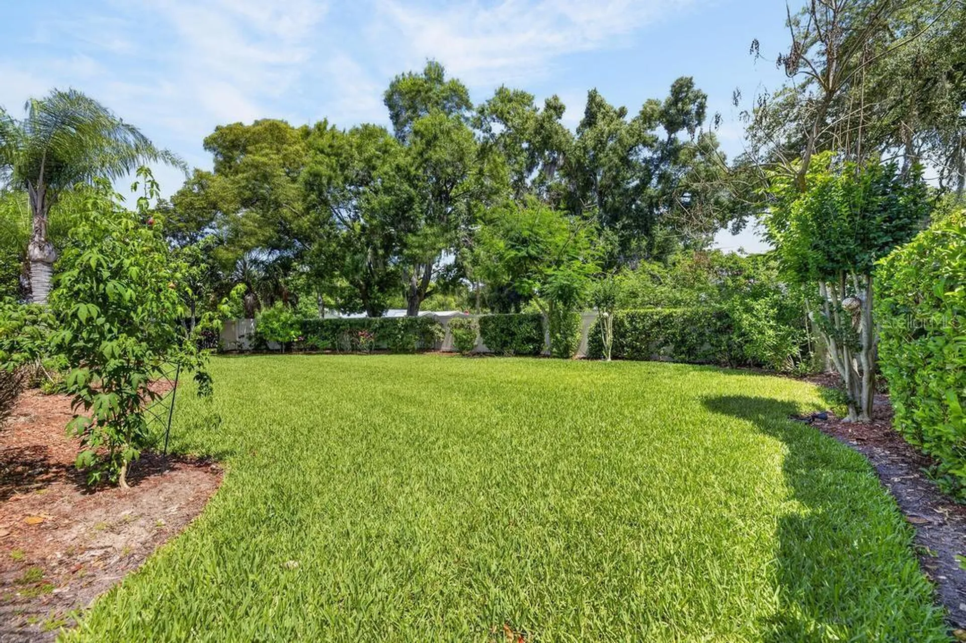 1823 Bella Casa Court Tampa FL 33618