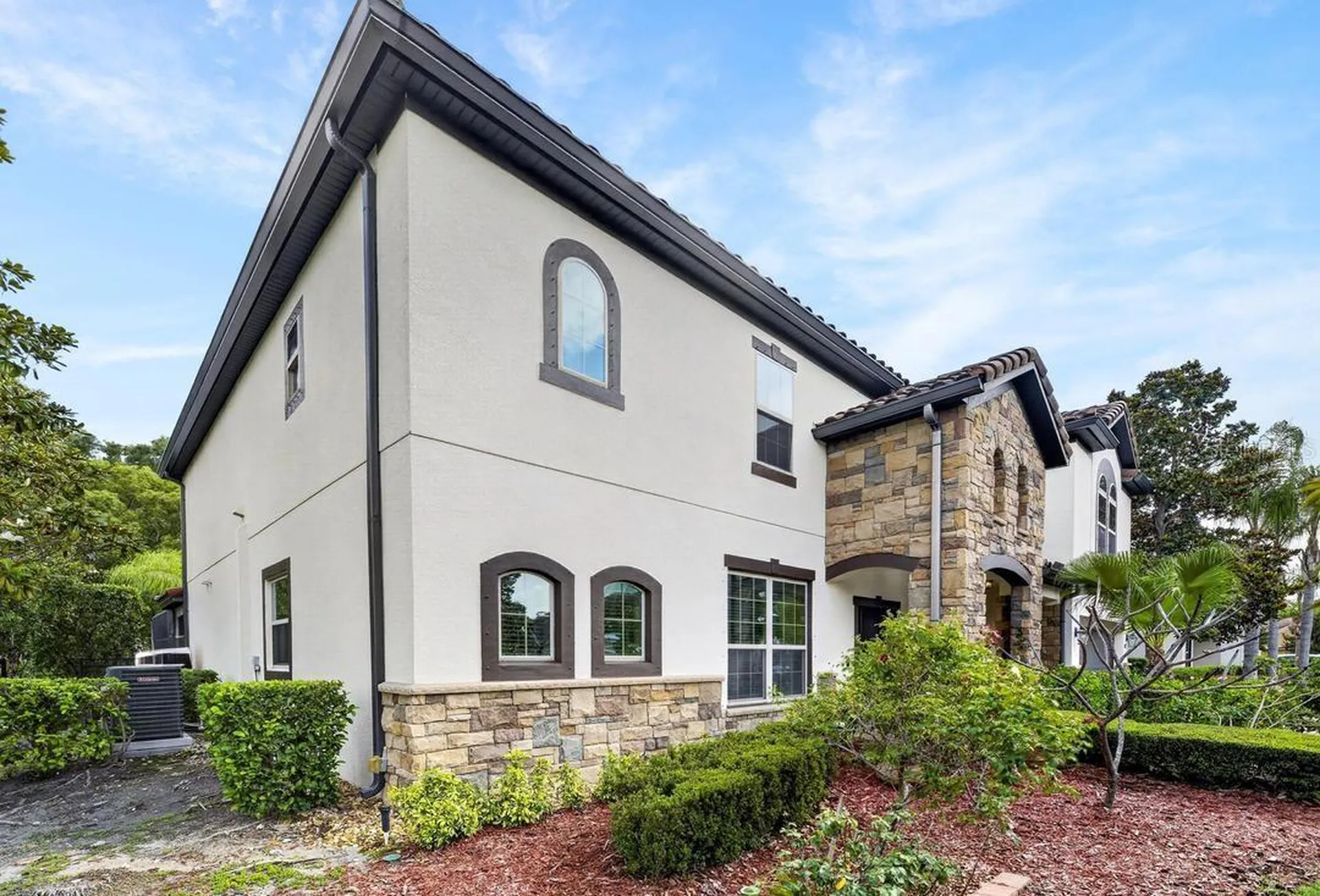 1823 Bella Casa Court Tampa FL 33618