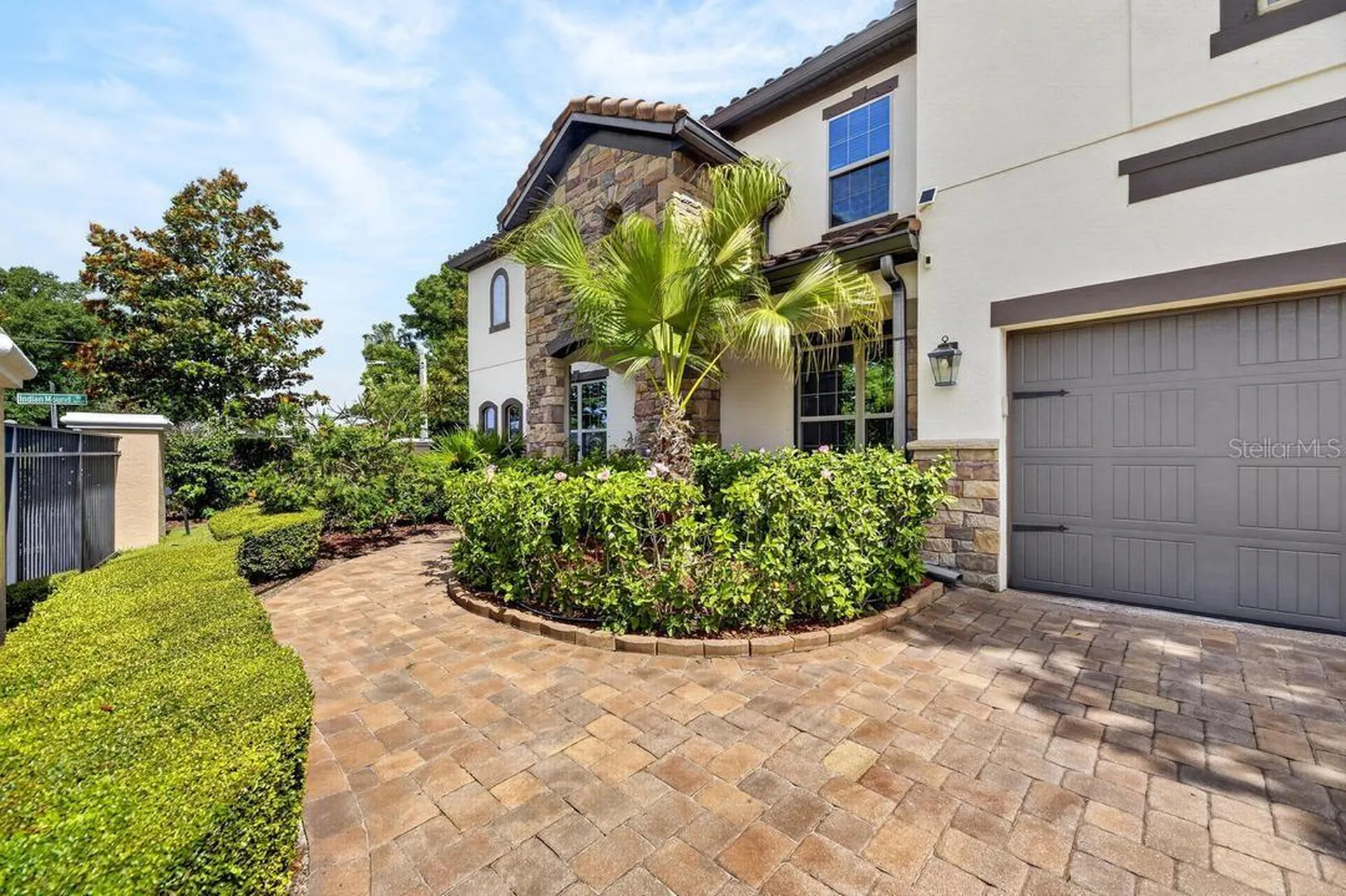1823 Bella Casa Court Tampa FL 33618