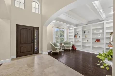 1823 Bella Casa Court Tampa FL 33618