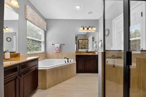1823 Bella Casa Court Tampa FL 33618