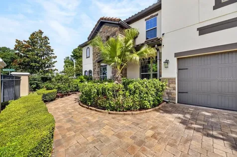 1823 Bella Casa Court Tampa FL 33618