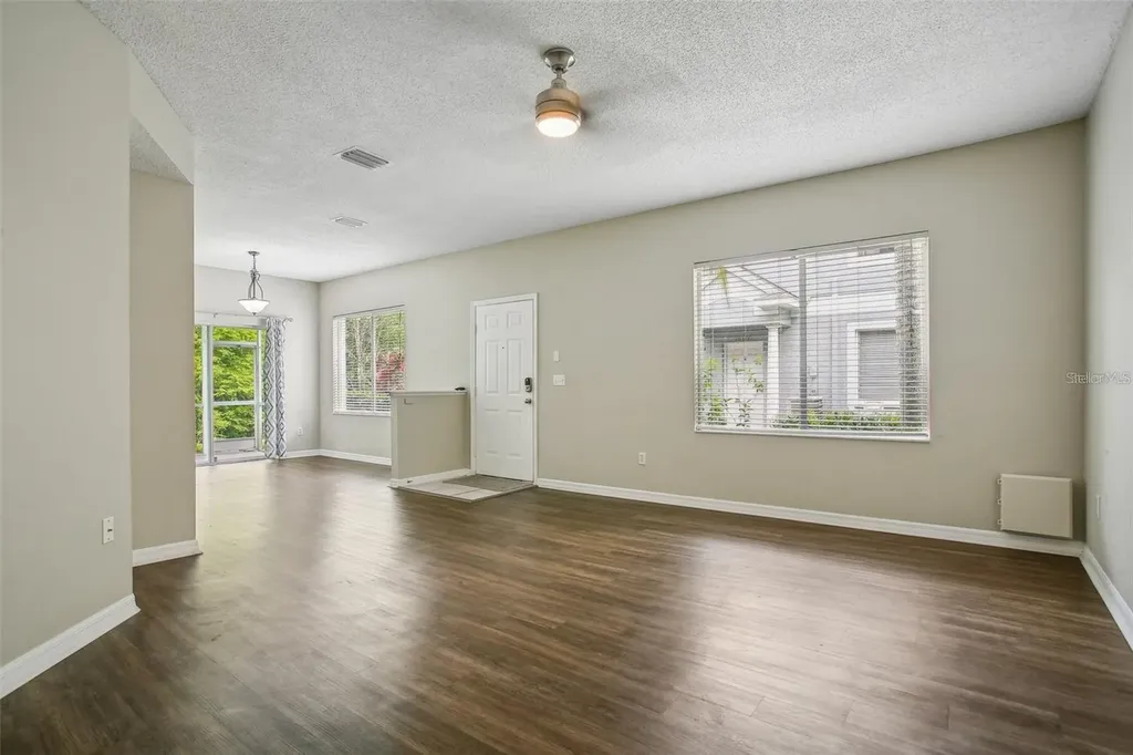 18181 Paradise Point Drive Tampa FL 33647