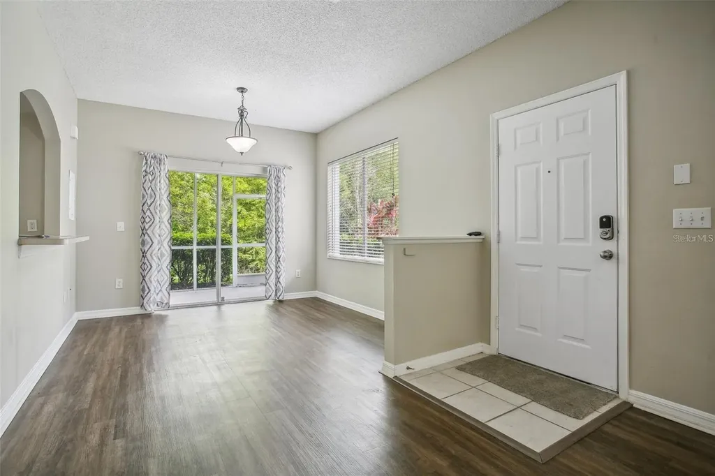 18181 Paradise Point Drive Tampa FL 33647