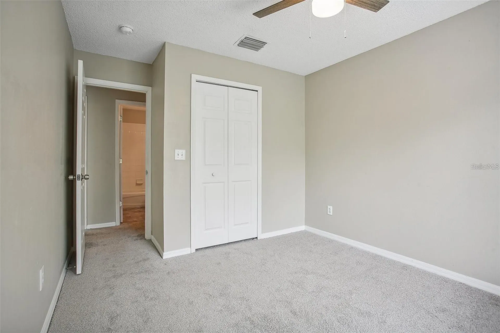 18181 Paradise Point Drive Tampa FL 33647
