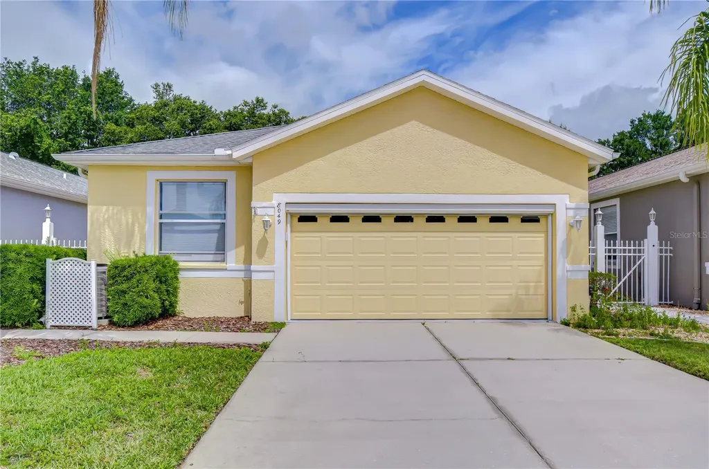 8049 Sanguinelli Road Land O Lakes FL 34637