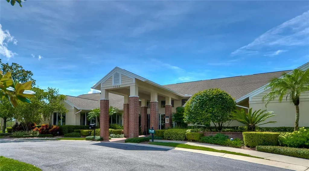 8049 Sanguinelli Road Land O Lakes FL 34637