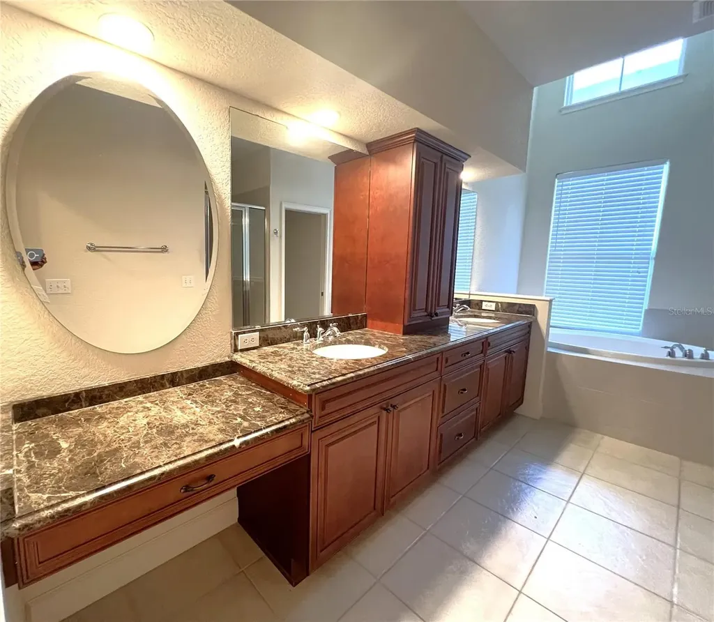 1762 NW 34th Street Gainesville FL 32605