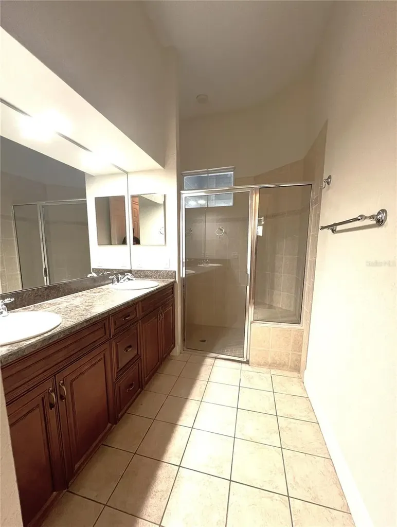 1762 NW 34th Street Gainesville FL 32605