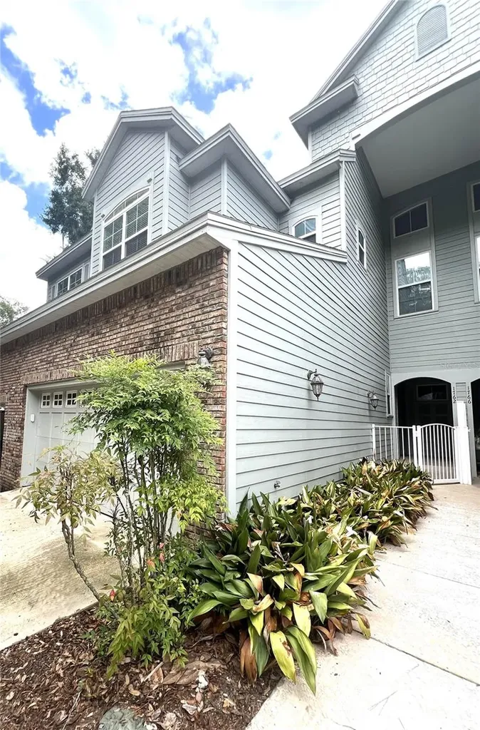 1762 NW 34th Street Gainesville FL 32605
