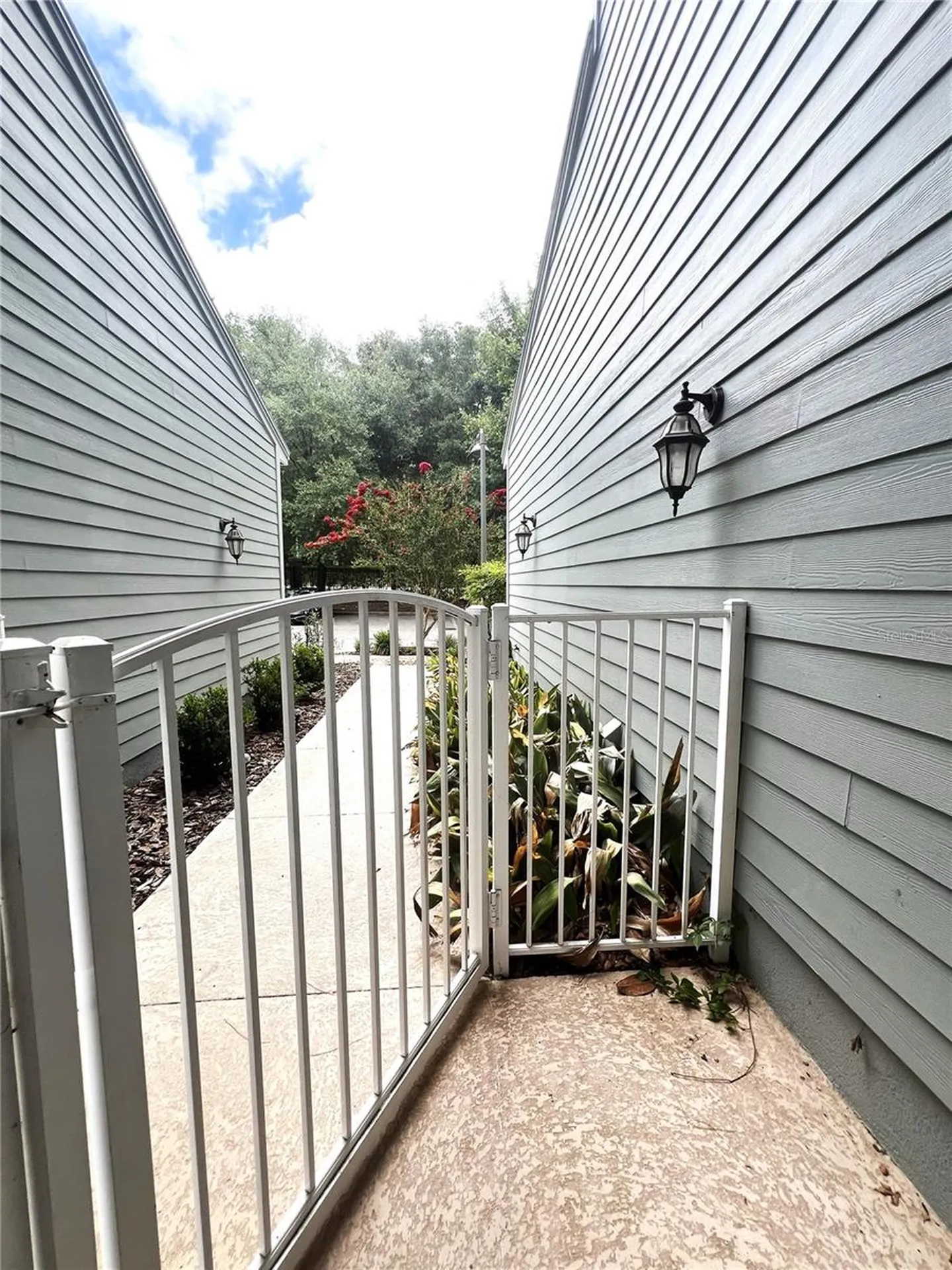 1762 NW 34th Street Gainesville FL 32605