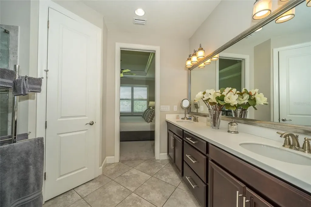 20111 Sorano Hill Place Tampa FL 33647