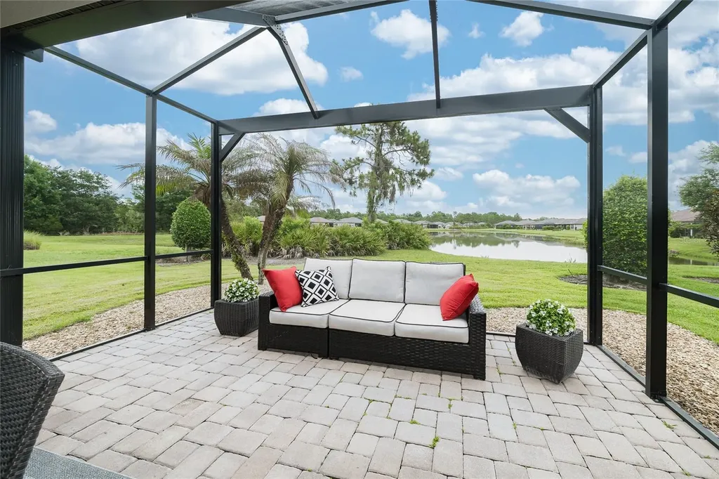 20111 Sorano Hill Place Tampa FL 33647