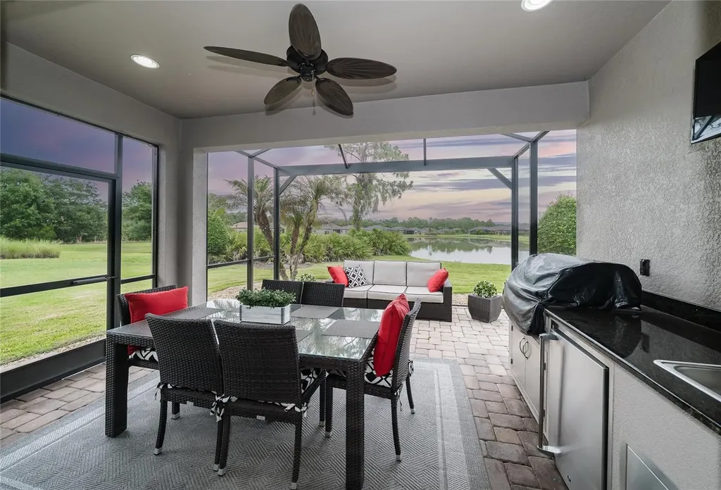 20111 Sorano Hill Place Tampa FL 33647