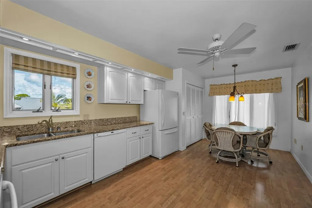 1015 Teal Pointe Tarpon Springs FL 34689