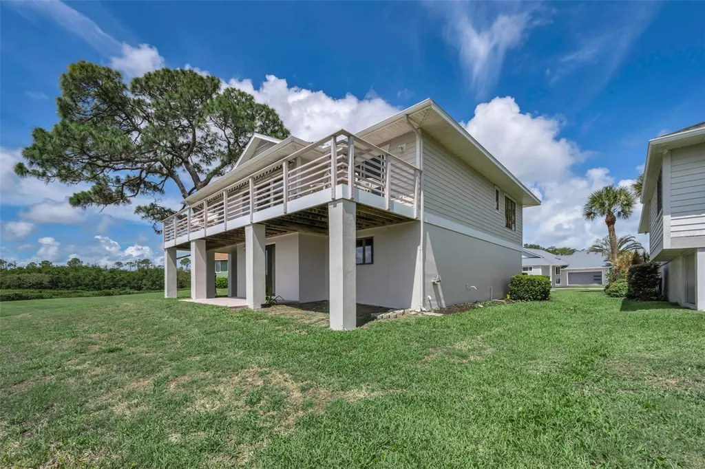 1015 Teal Pointe Tarpon Springs FL 34689