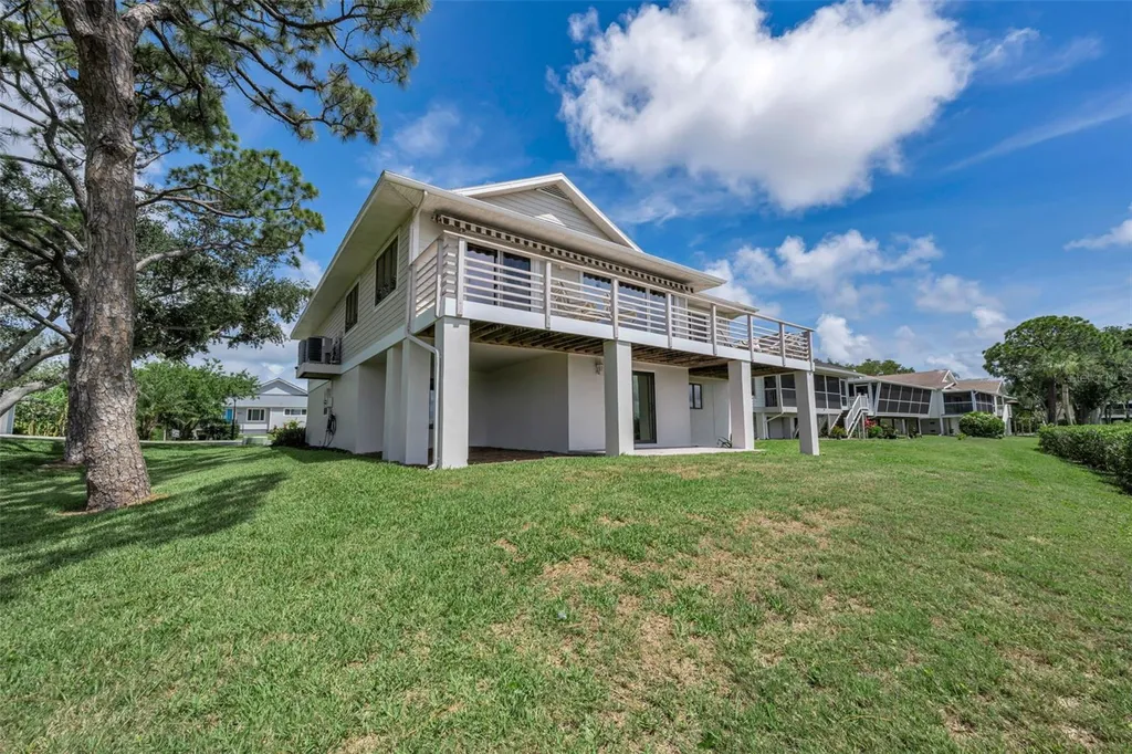 1015 Teal Pointe Tarpon Springs FL 34689
