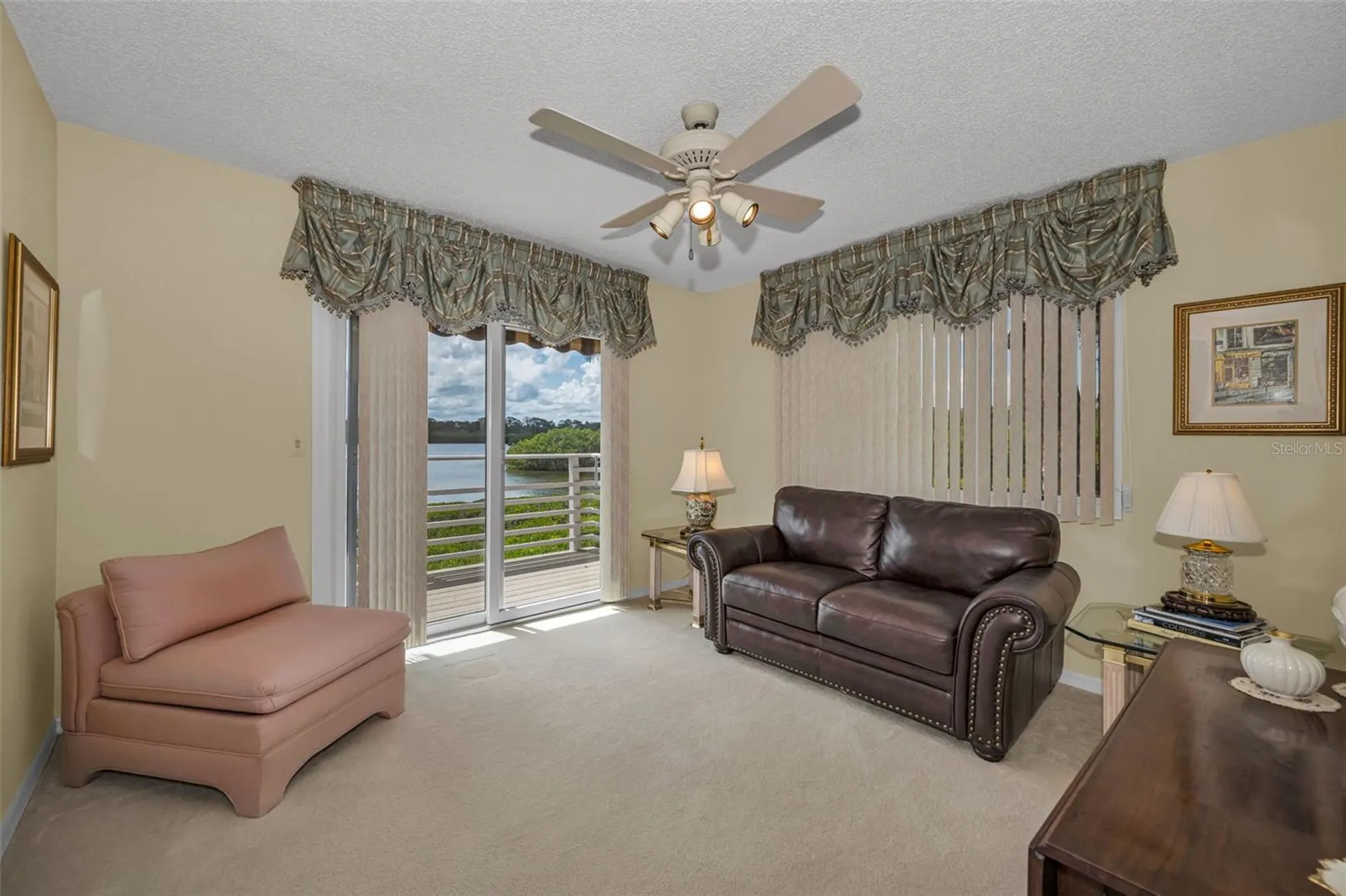 1015 Teal Pointe Tarpon Springs FL 34689