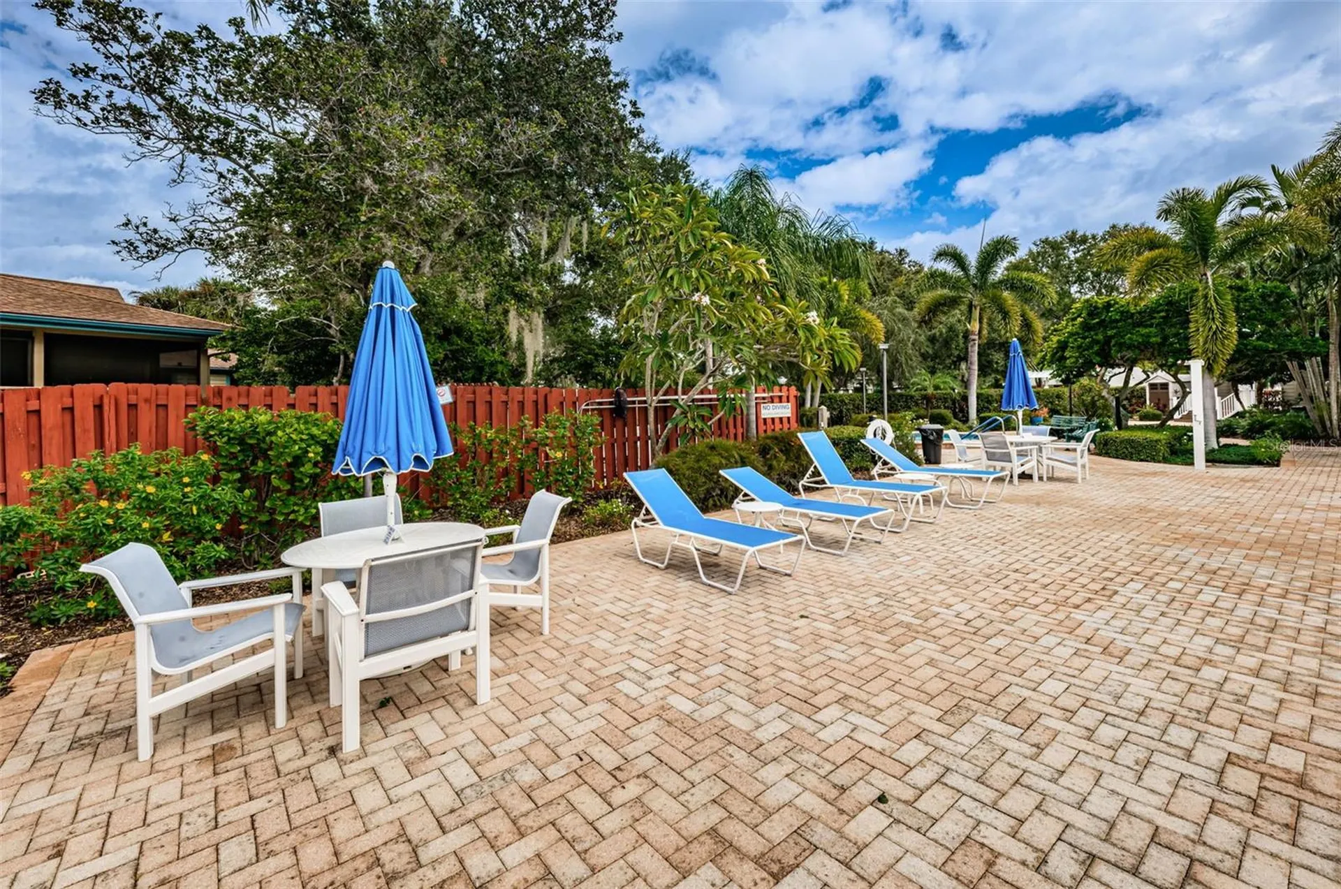 1015 Teal Pointe Tarpon Springs FL 34689