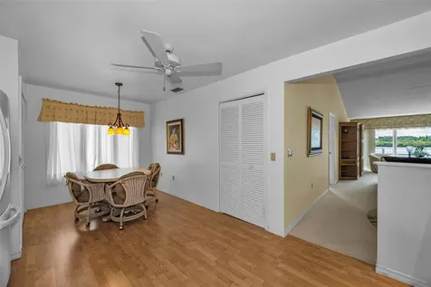 1015 Teal Pointe Tarpon Springs FL 34689