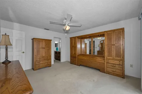 1015 Teal Pointe Tarpon Springs FL 34689