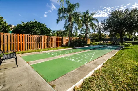 1015 Teal Pointe Tarpon Springs FL 34689
