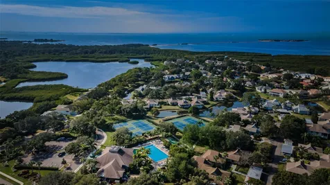 1015 Teal Pointe Tarpon Springs FL 34689