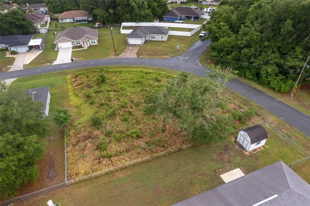 00 Pecan Course Loop Ocala FL 34472