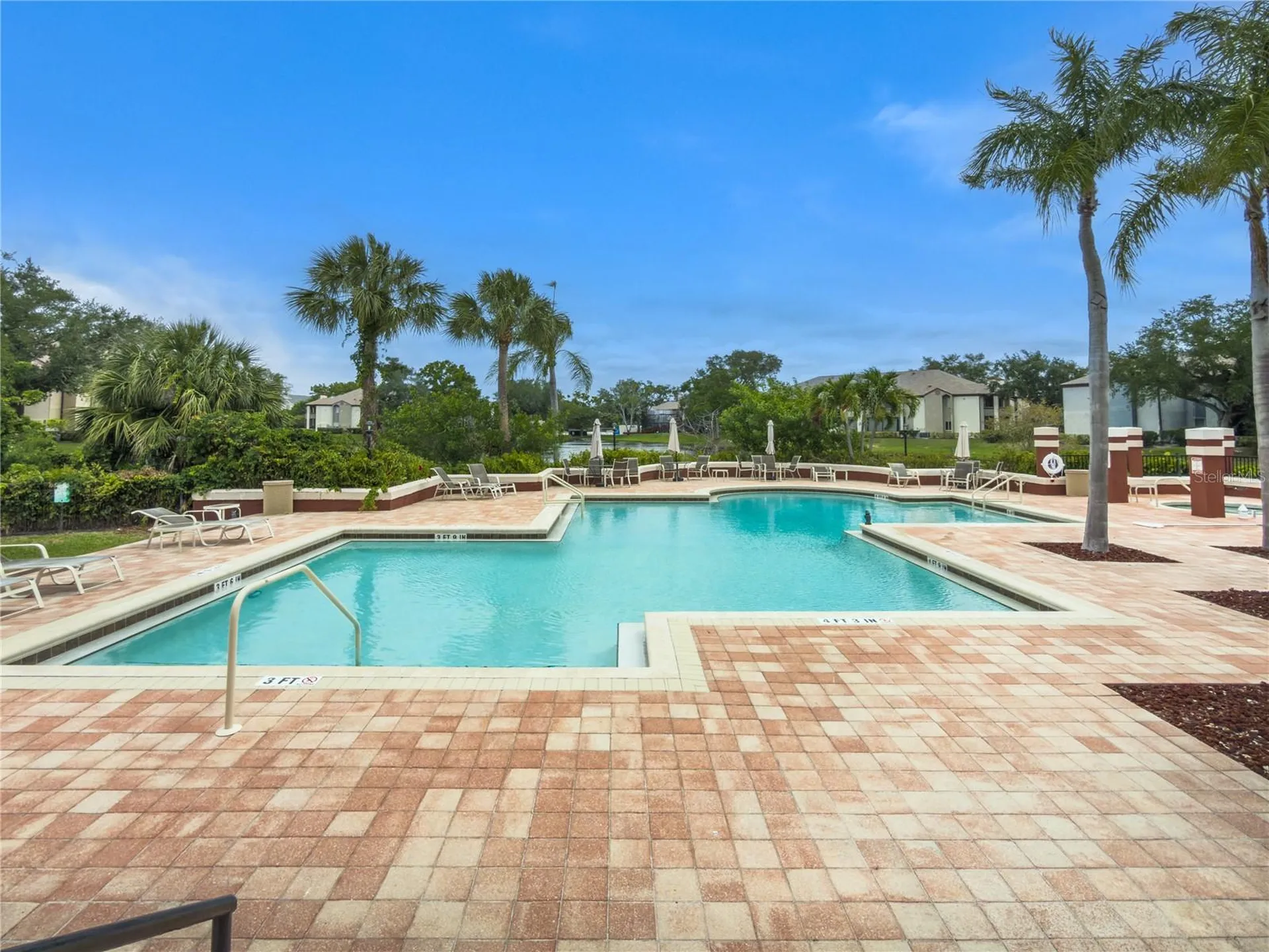 St Petersburg FL 33702