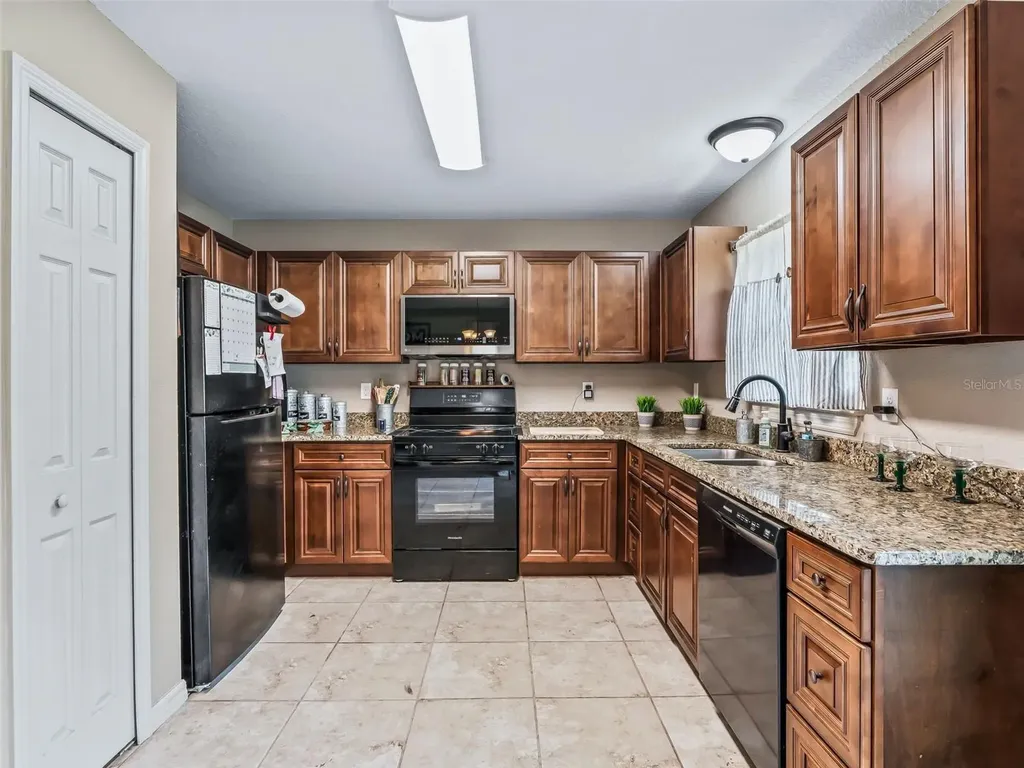 4243 SE 131st Lane Belleview FL 34420