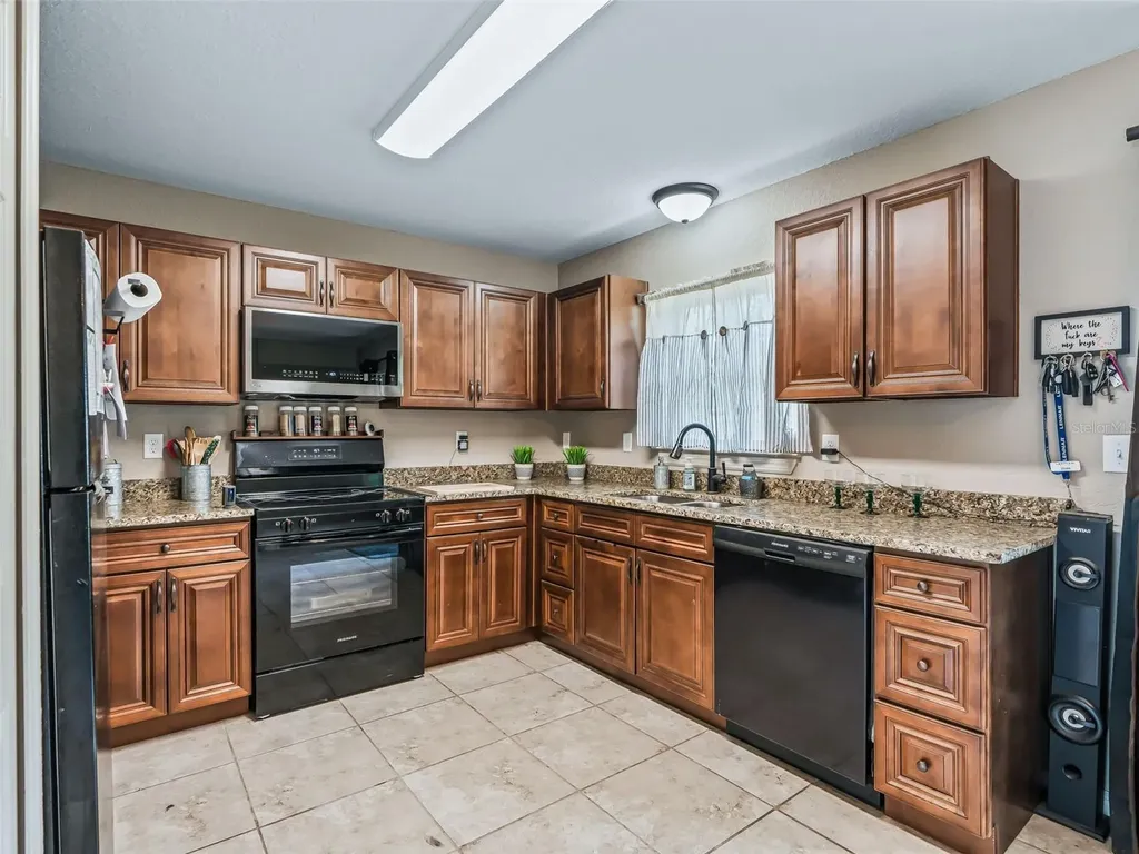 4243 SE 131st Lane Belleview FL 34420