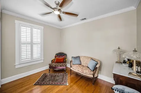 732 And 732 1/2 NE Oak Street St Petersburg FL 33701