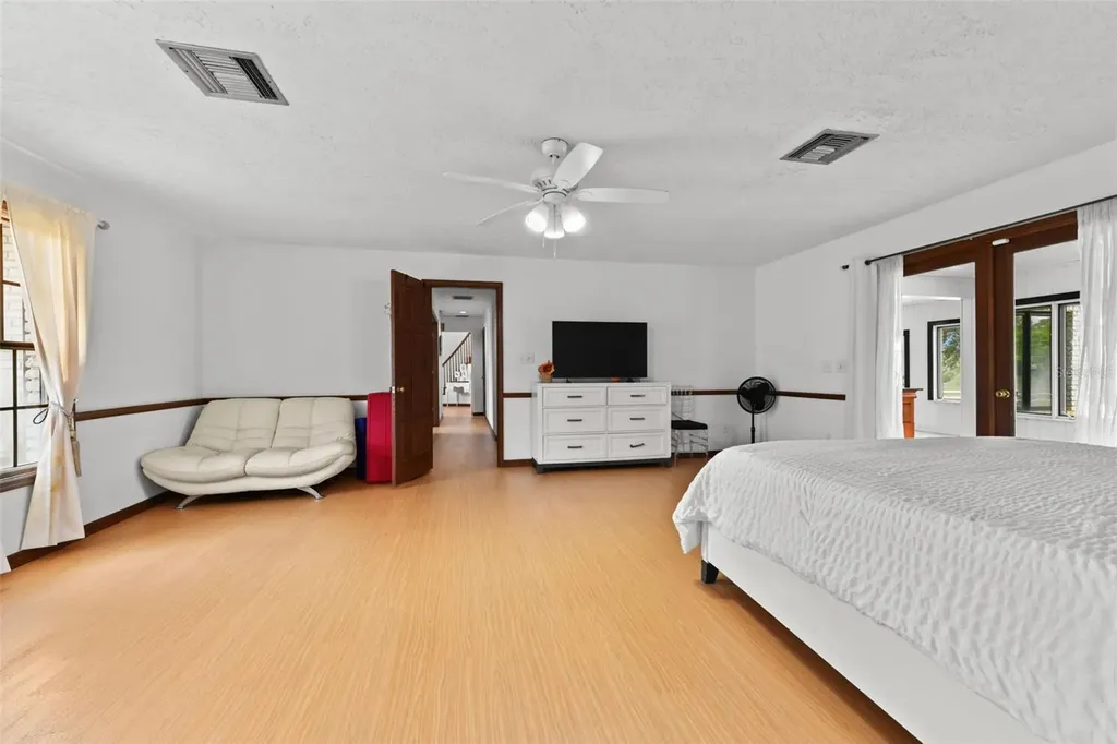 5750 Oak Hollow Lane Oviedo FL 32765
