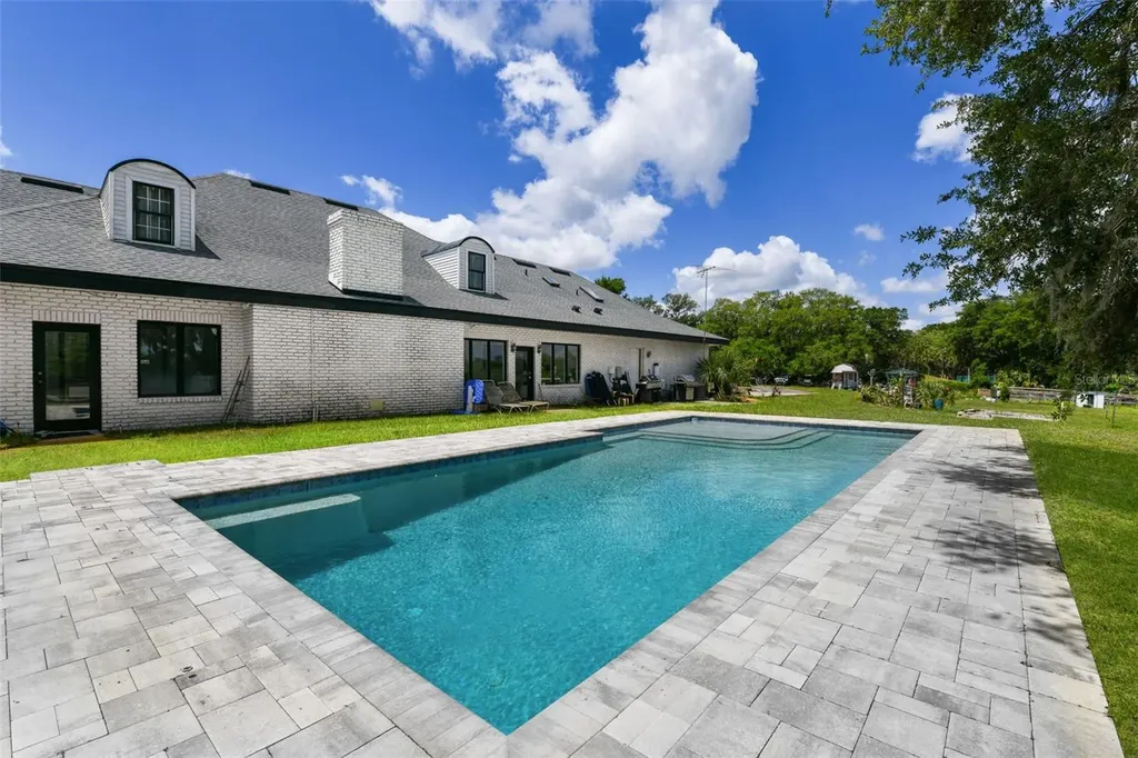 5750 Oak Hollow Lane Oviedo FL 32765