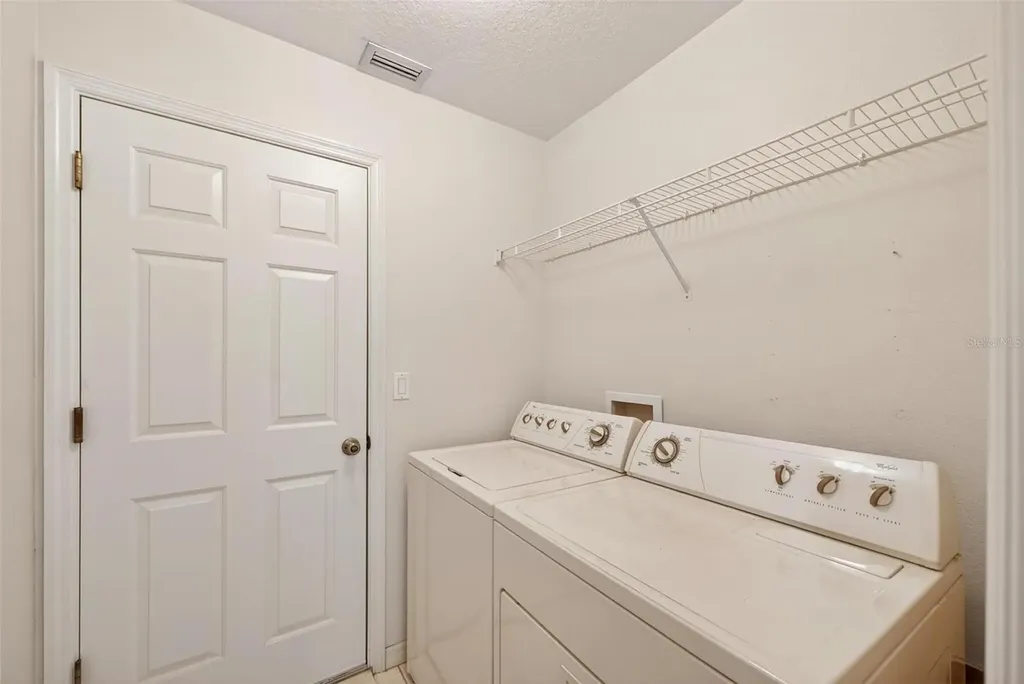 20618 Queen Alexandra Drive Leesburg FL 34748
