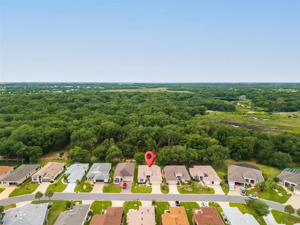 20618 Queen Alexandra Drive Leesburg FL 34748