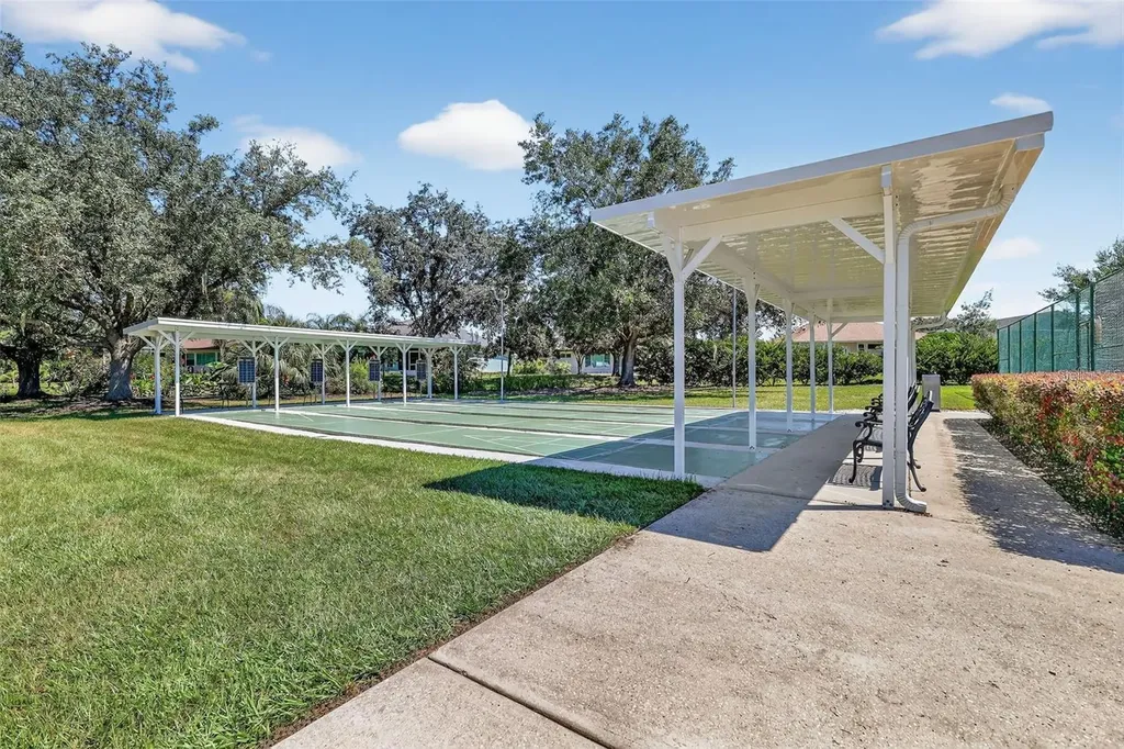 20618 Queen Alexandra Drive Leesburg FL 34748