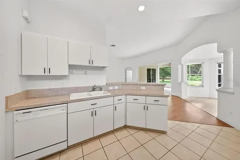 20618 Queen Alexandra Drive Leesburg FL 34748
