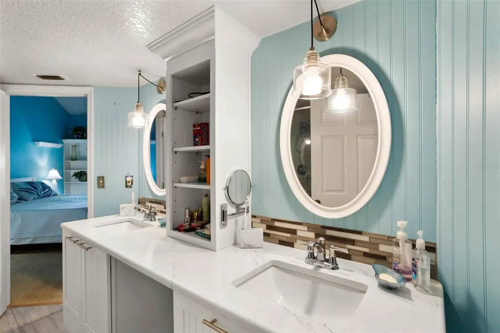 2740 Hamble Village Lane Palm Harbor FL 34684