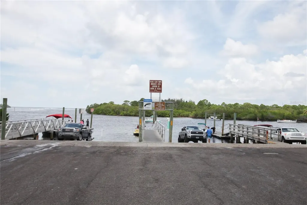 2740 Hamble Village Lane Palm Harbor FL 34684