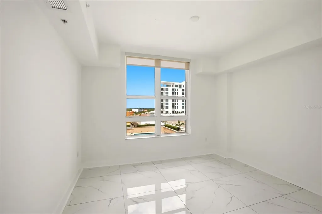 1350 Main Street Sarasota FL 34236