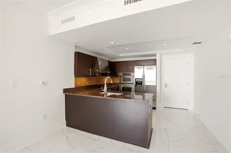 1350 Main Street Sarasota FL 34236