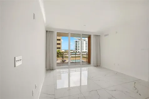 1350 Main Street Sarasota FL 34236