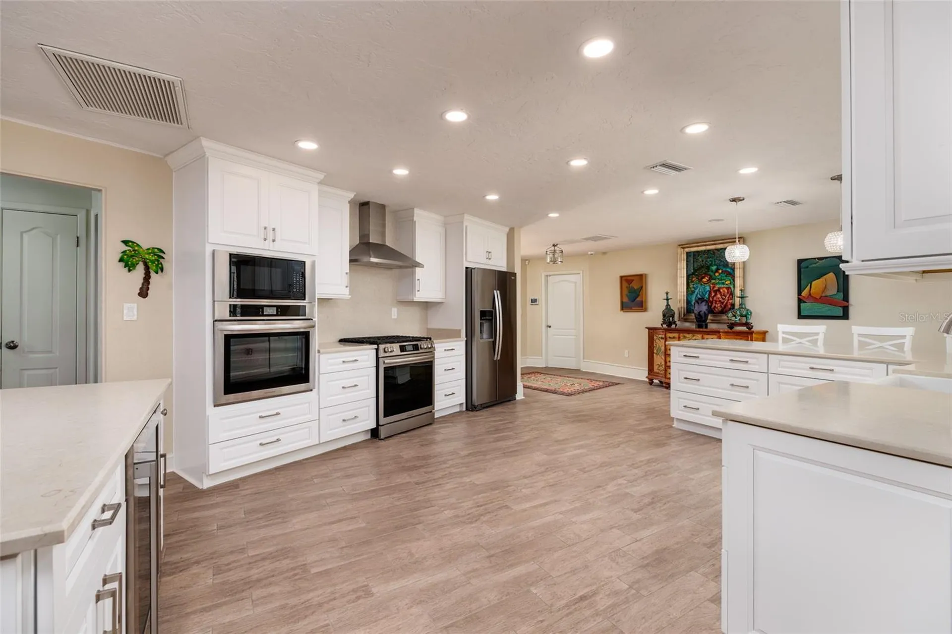 2011 Michigan Avenue NE St Petersburg FL 33703