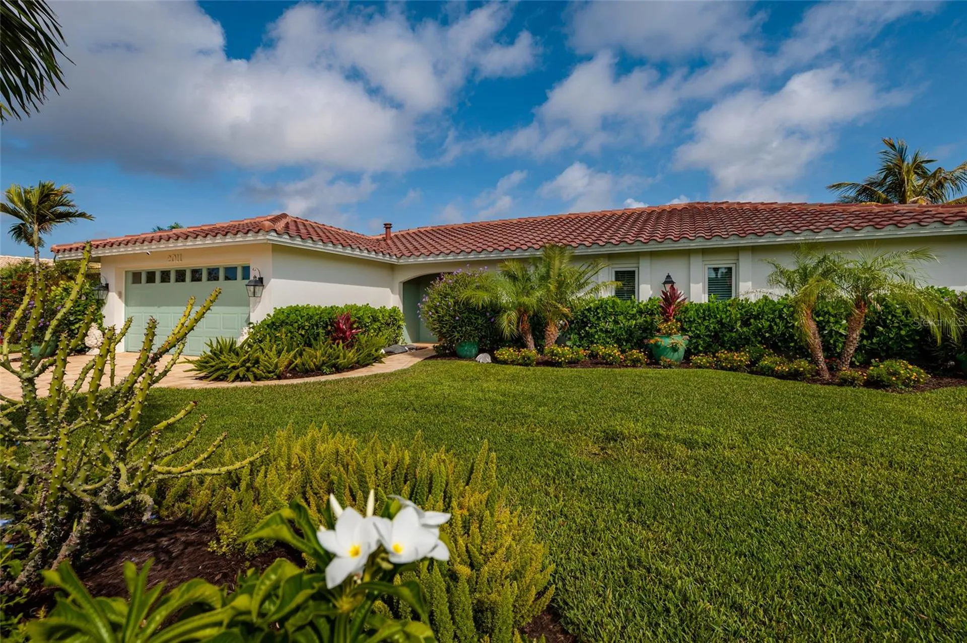 2011 Michigan Avenue NE St Petersburg FL 33703