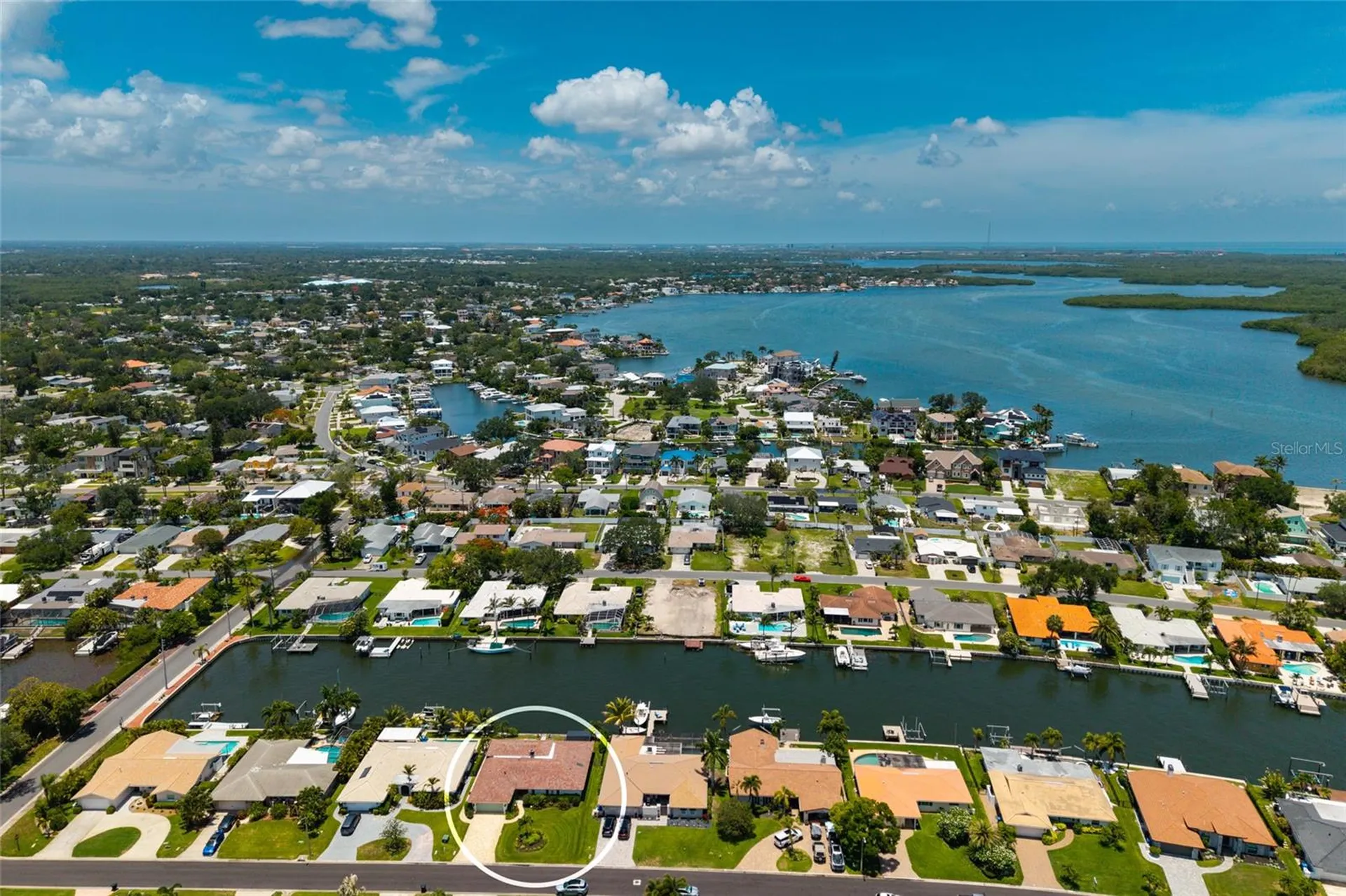 2011 Michigan Avenue NE St Petersburg FL 33703