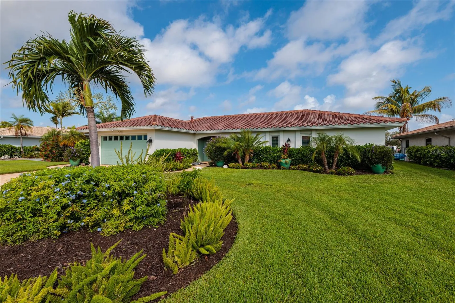 2011 Michigan Avenue NE St Petersburg FL 33703