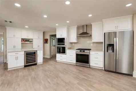 2011 Michigan Avenue NE St Petersburg FL 33703