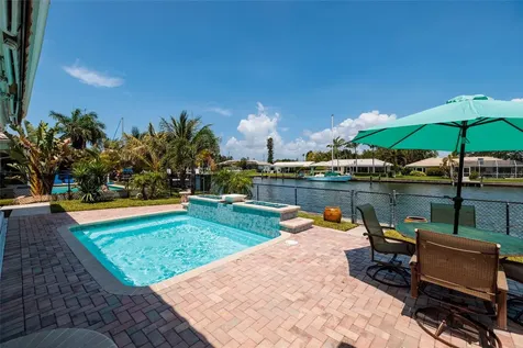 2011 Michigan Avenue NE St Petersburg FL 33703